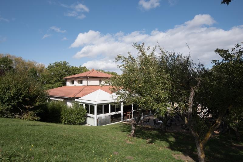 Hotel Restaurant L'Artiere Ceyrat Exterior photo